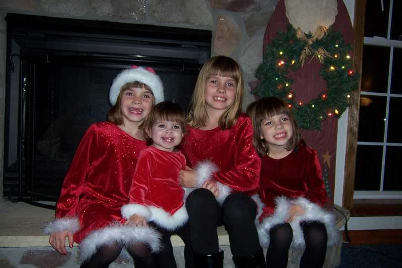 Shelby Grace & her sisters-Lexi, Morgan, and Taylor