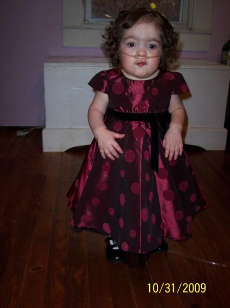 Sofia dressed as Shirley Temple for Halloween